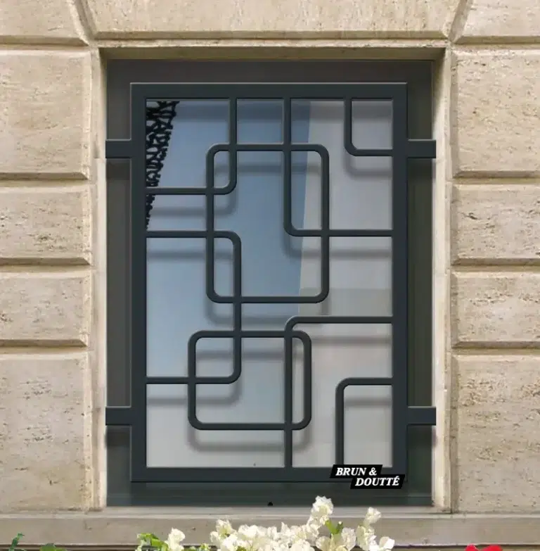 Grille de défense pour fenêtre
