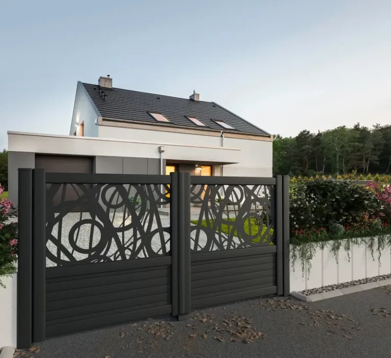 Portail noir menuiserie alu